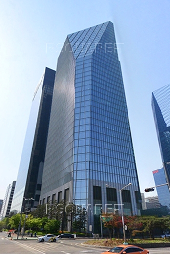 https://image-proxy.rsquareon.com/x/photos/2024/05/09/09/44/08/BLD00041931/BLD00041931c.jpg
